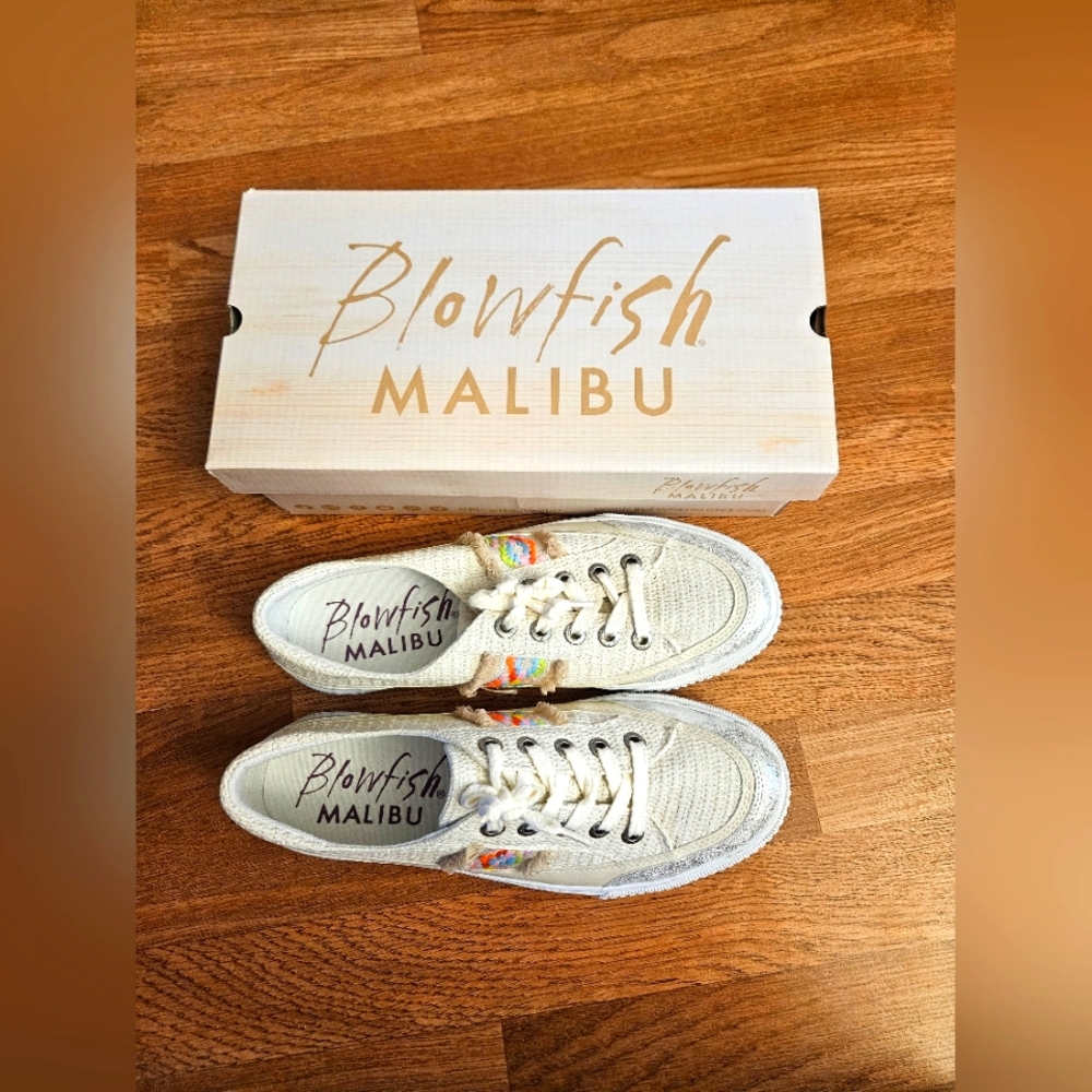 NEW Blowfish Malibu Alex Sneaker - Women size 11